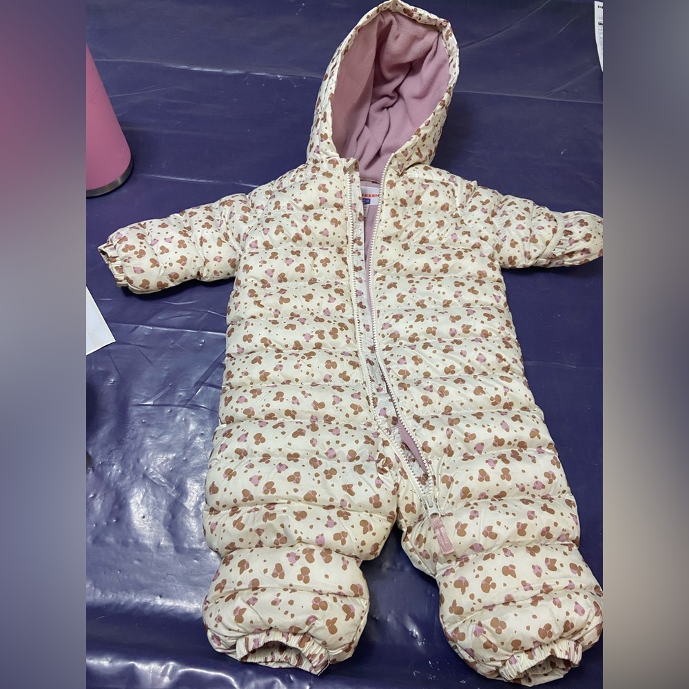 6-12m Joe fresh  Baby Snowsuit with Hood fold over hands and feet